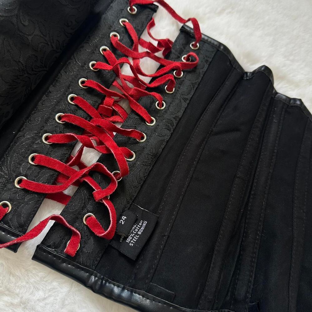 Steel Boned Corset Size 24 Black Red Lace Up Chain Steampunk Gothic Medieval - Picture 7 of 8